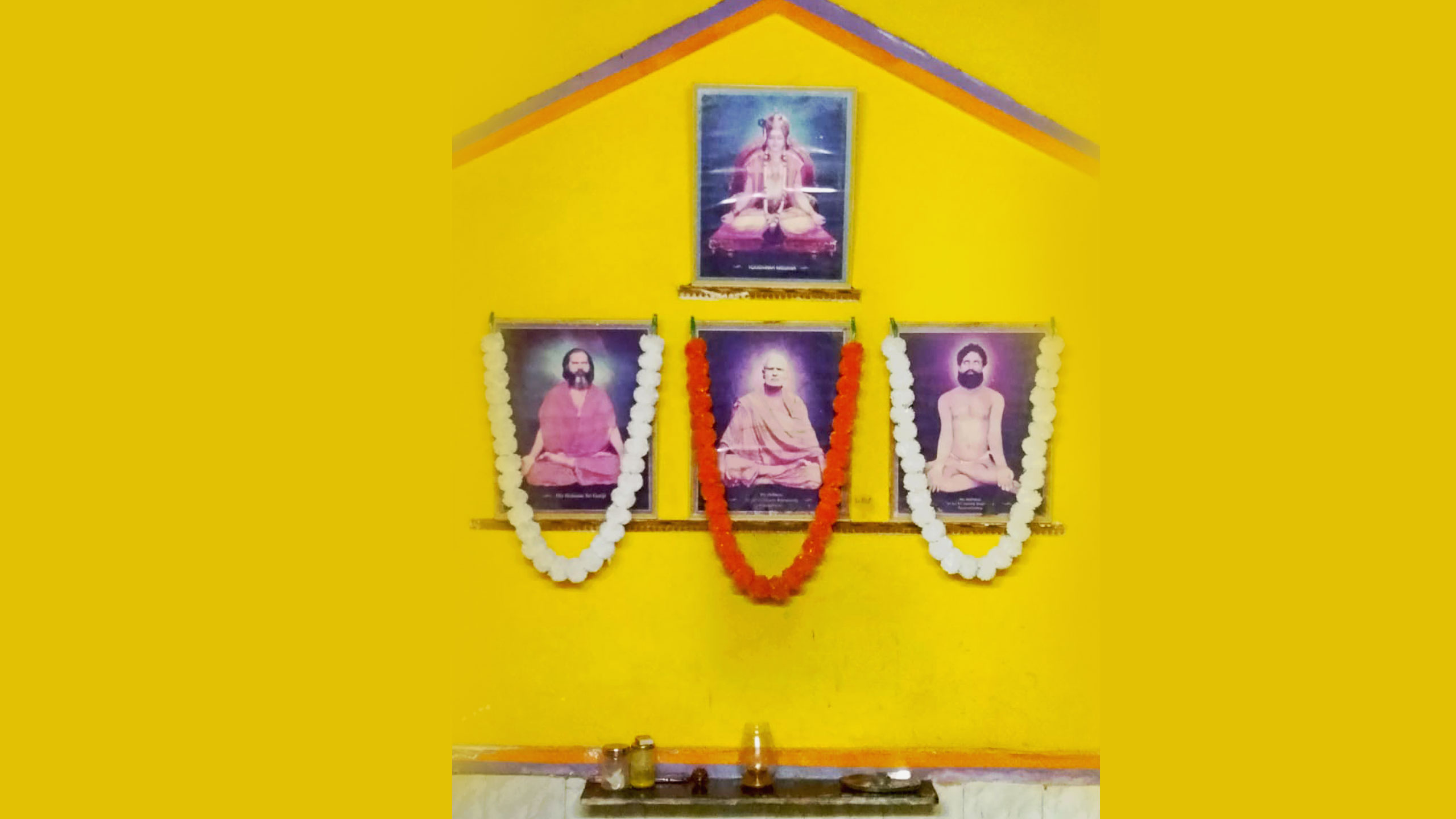 Guruparampara in 1st Japam Hall